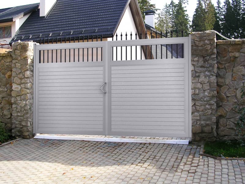 Уличные ворота DoorHan в Твери с установкой